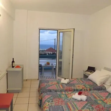 Evalia Apartment Anissaras